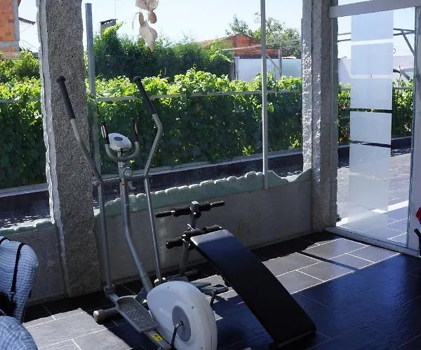 Дом отдыха Casinha Bonecas - Casa Com Piscina Privada Авейру