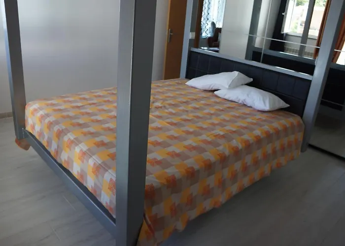 Casinha Bonecas - Casa Com Piscina Privada Дом отдыха *